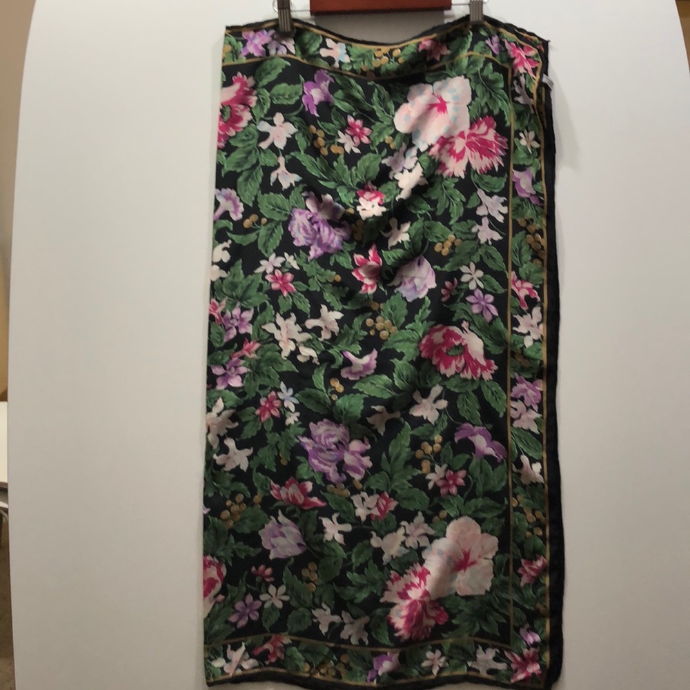 Woman silk scarf